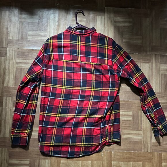 H&M Divided Red Plaid shirt - Picture 2 of 4